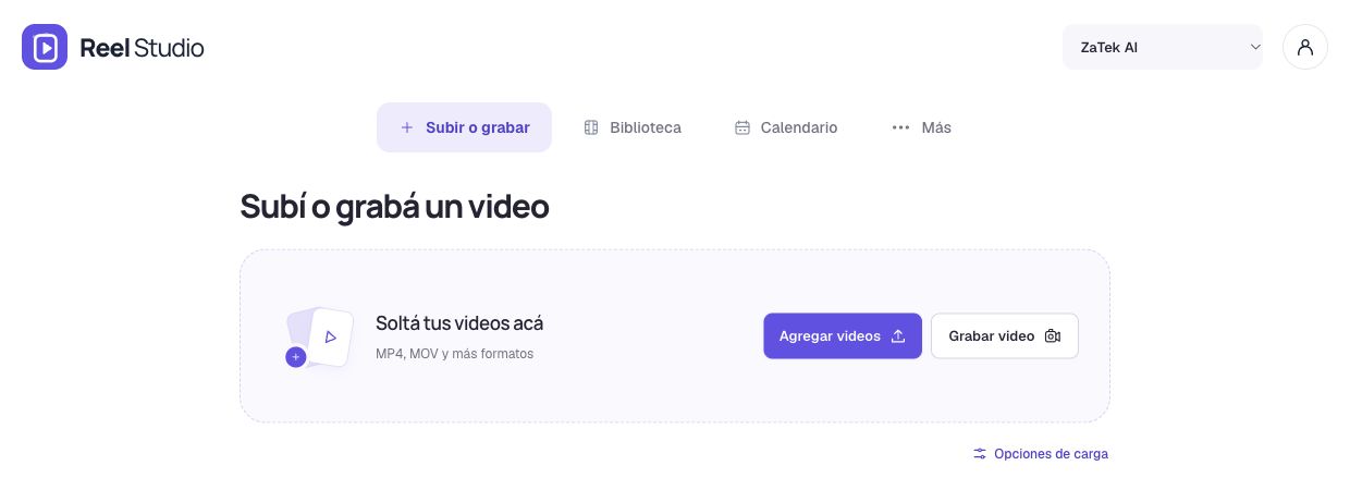 ZaTek's Reel Studio upload screen with options to add or record a video. The original interface is in Spanish.